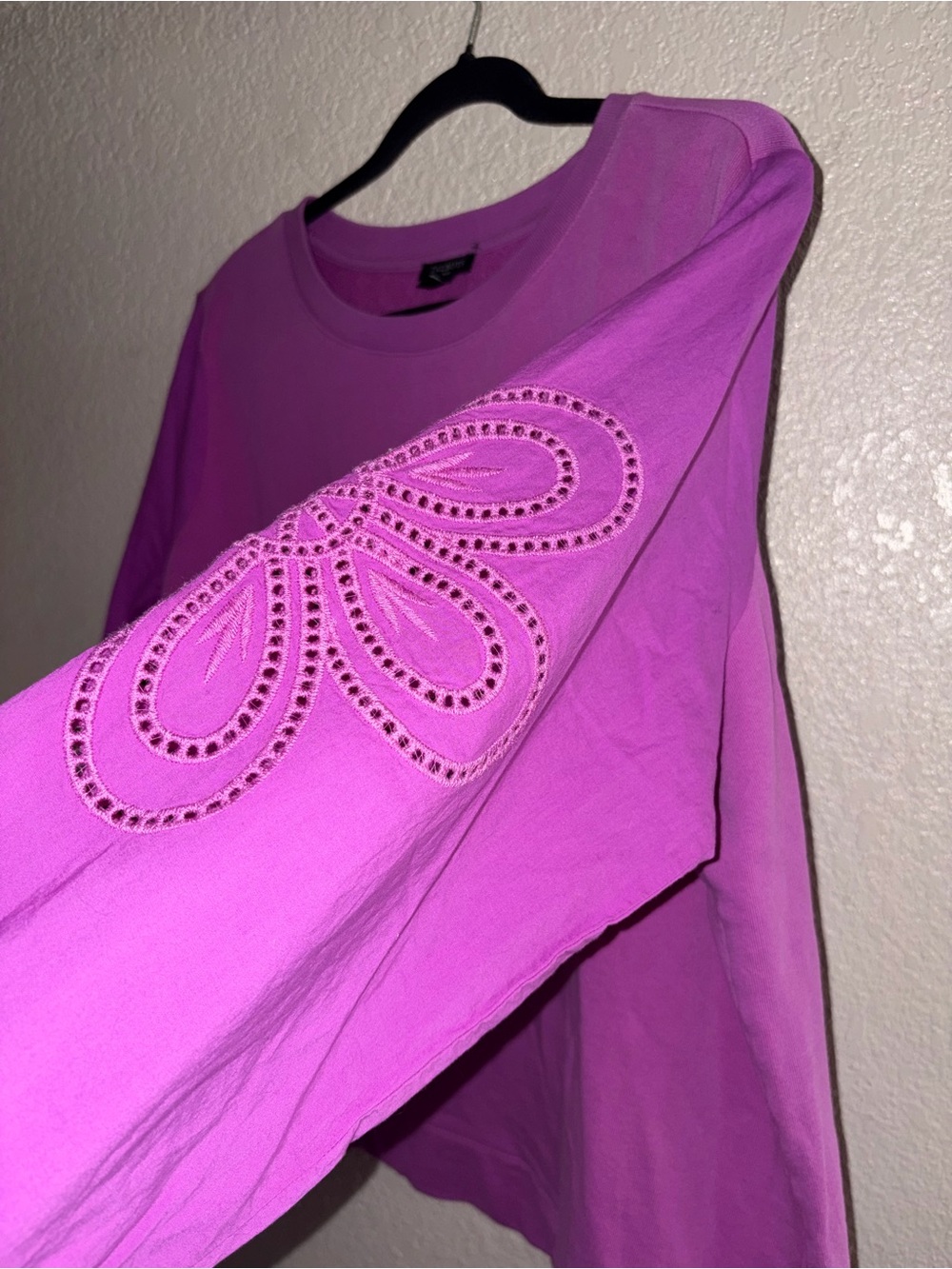 💜EUC Talbots “Eyelet Sleeves Crewneck Sweatshirt” Radiant Orchid💜 Sz X (0X/14W) - Picture 10 of 12